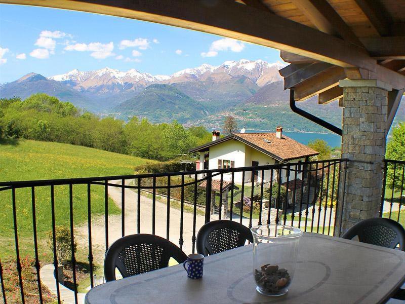 Appartement Borgo Chiaro à Colico Extérieur photo