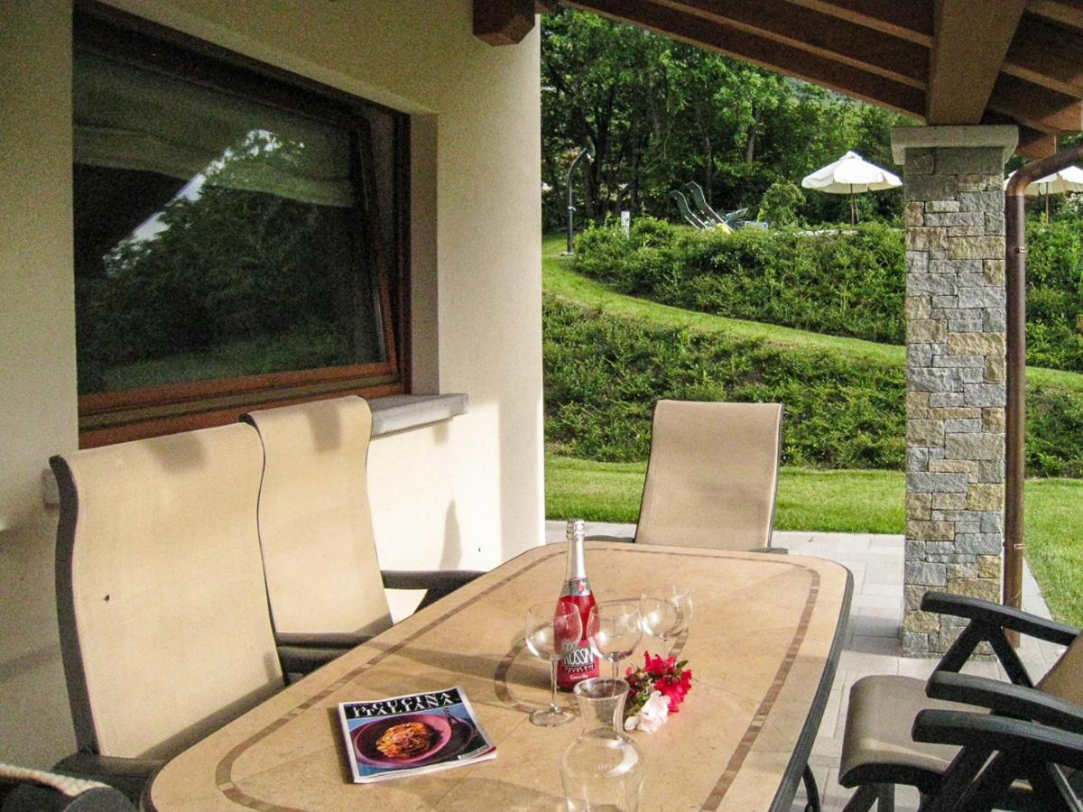 Appartement Borgo Chiaro à Colico Extérieur photo
