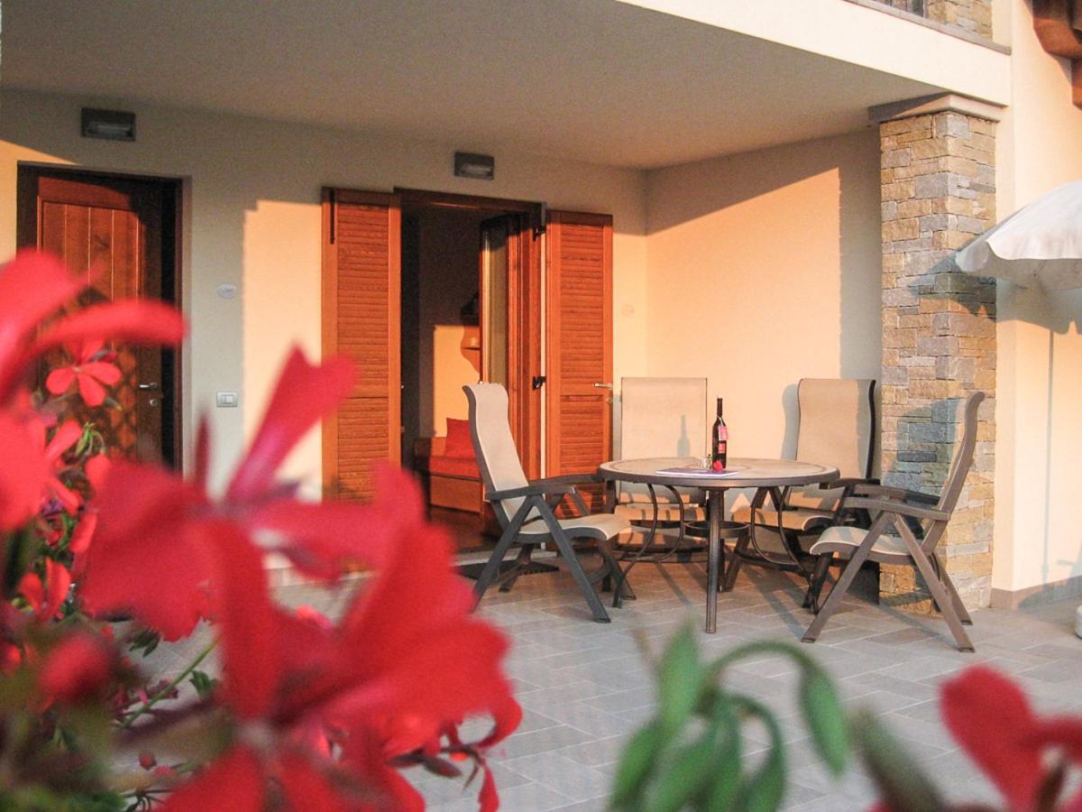Appartement Borgo Chiaro à Colico Extérieur photo